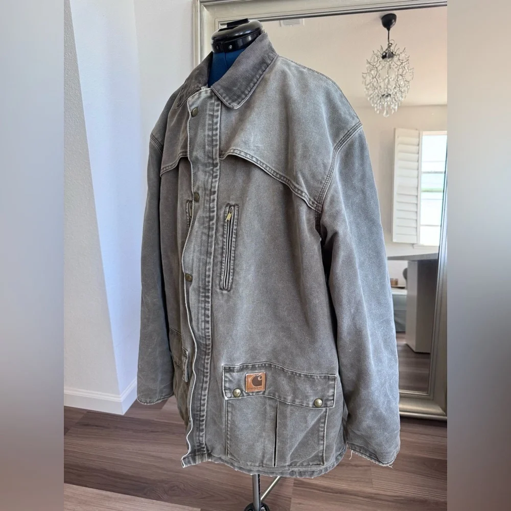 Vintage Carhartt Jacket Men's Chore Coat Blanket Lined Distressed Fade